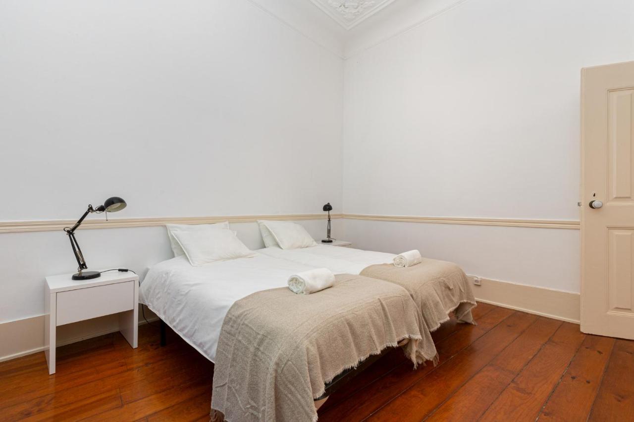 4br - Location Appartement *